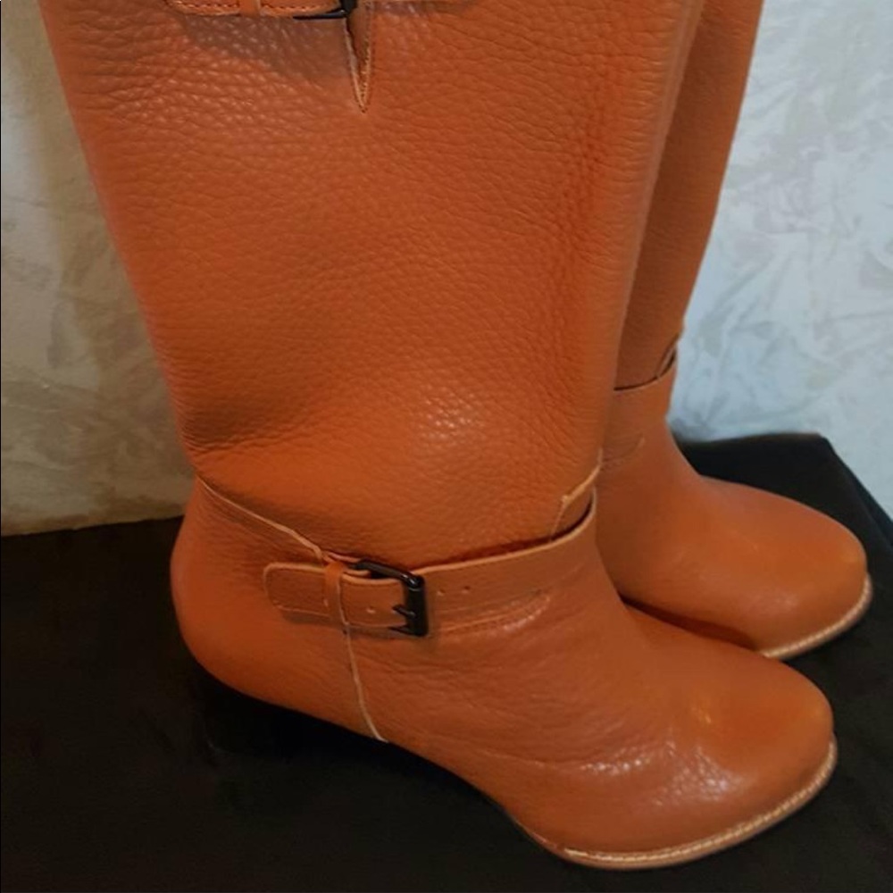 Boots Leather - Picture 1 of 8